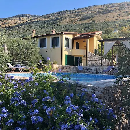 Casa Gialla * Sonnino